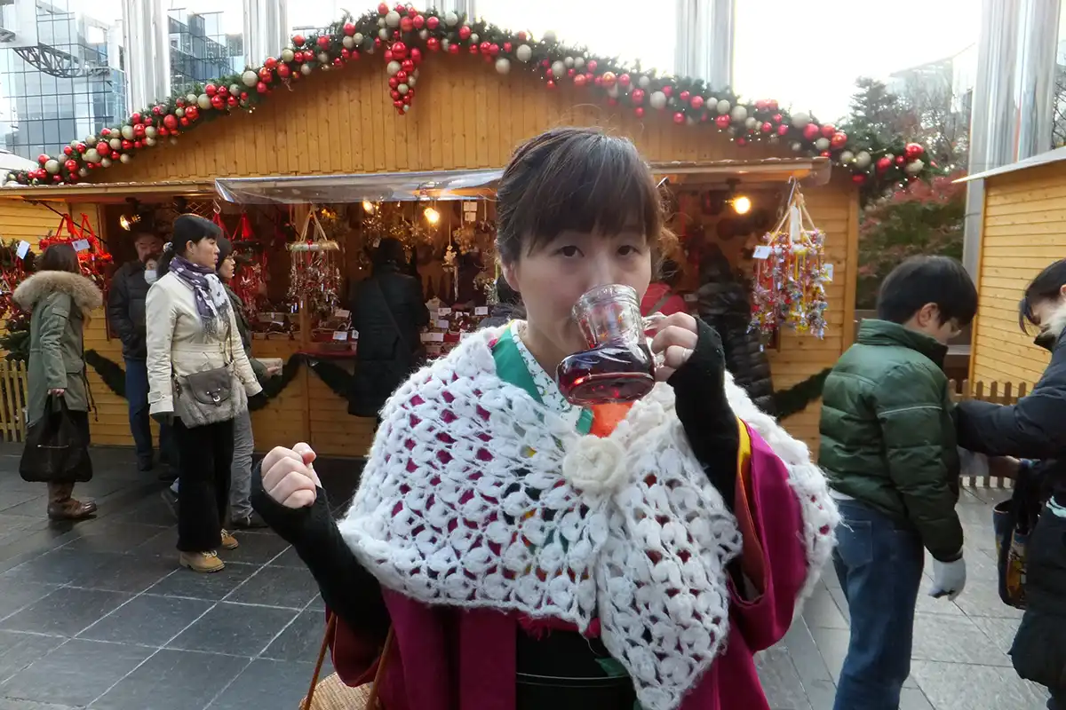 ドイツクリスマスマーケット大阪で飲んだ温かいホットワイン