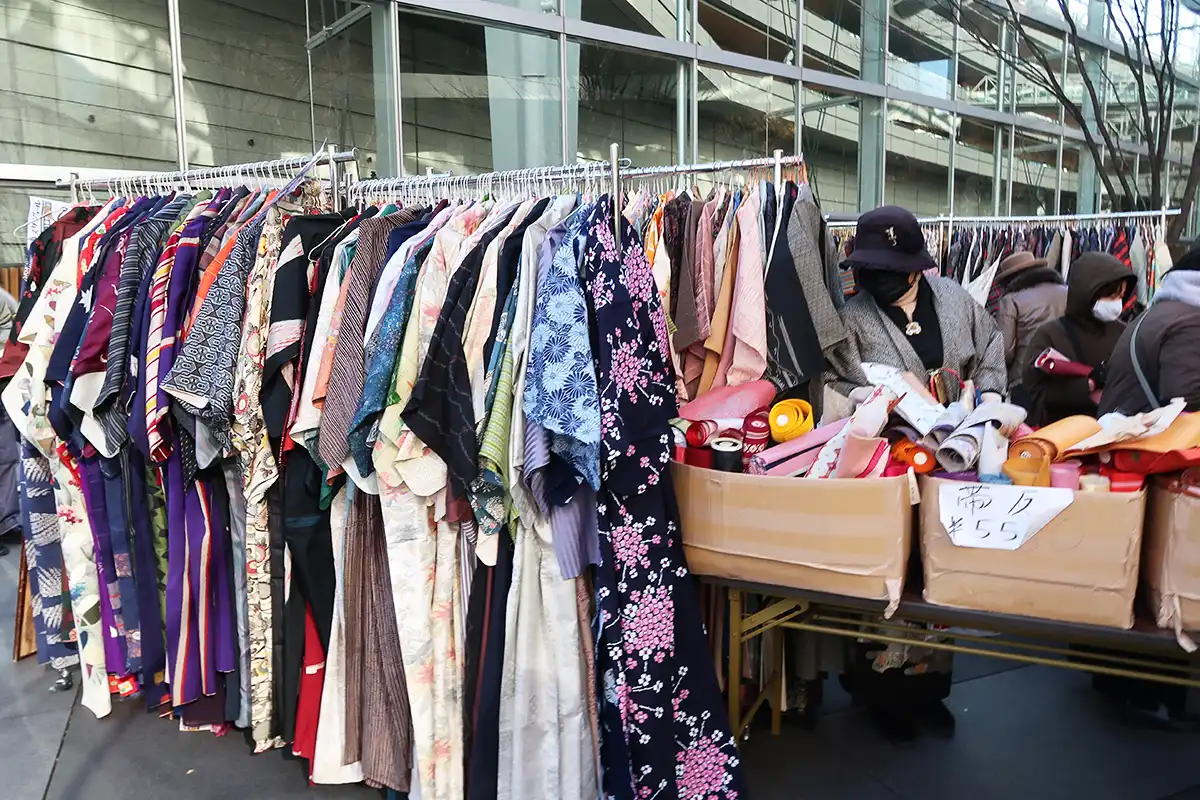 大江戸骨董市に出店している着物屋さん
