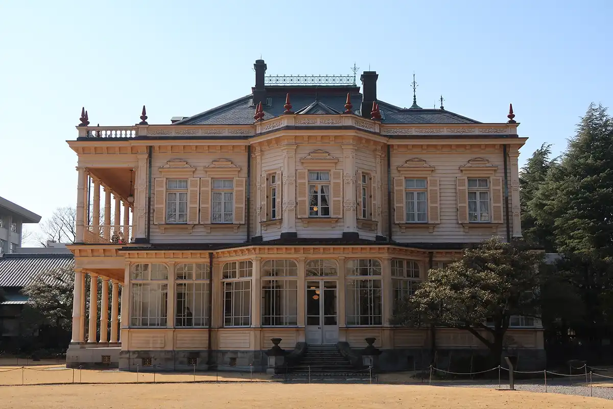旧岩崎邸庭園の美しい洋館の佇まい