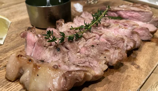 海老と芽キャベツのトムヤムクンアヒージョ(+バケット)