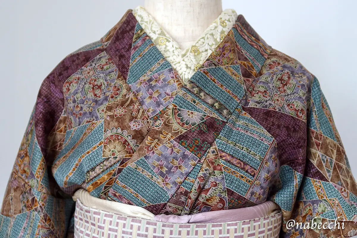 インド刺繍リボンを半衿に使った着物コーデ