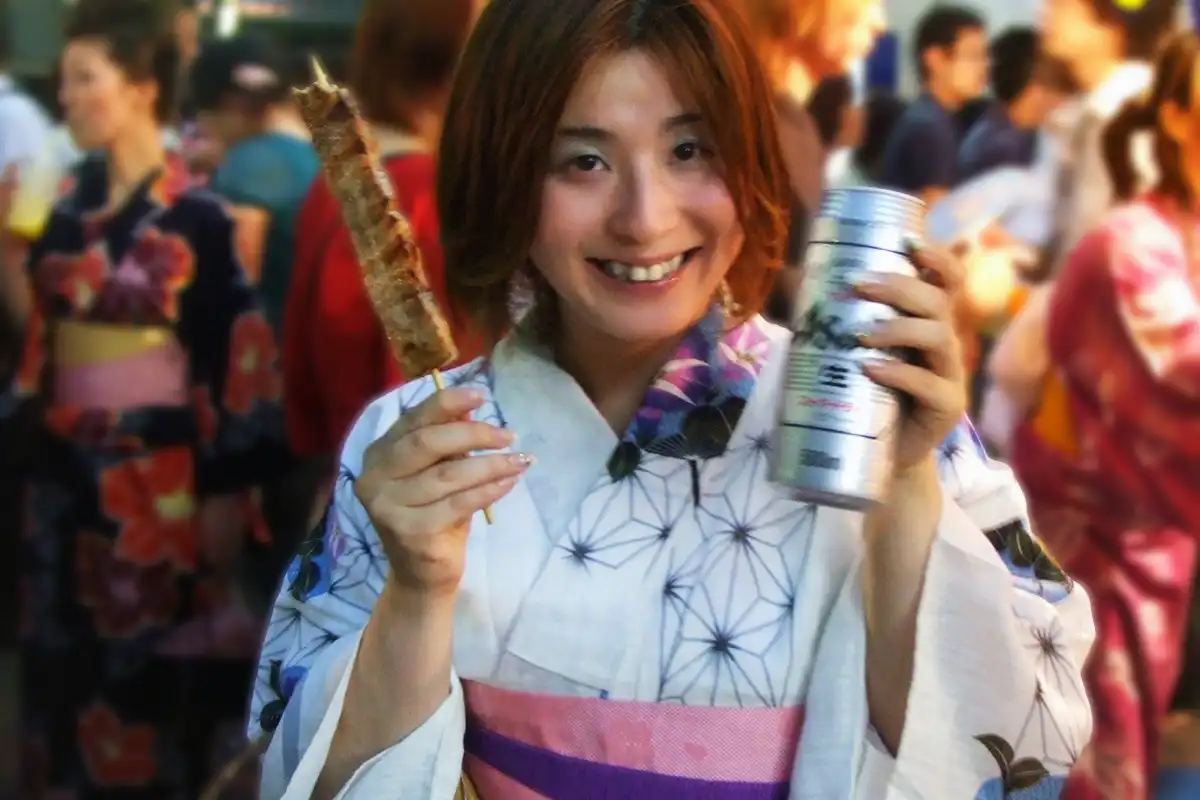 2006年の天神祭で朝顔浴衣とピンク紫の半幅帯を着た姿